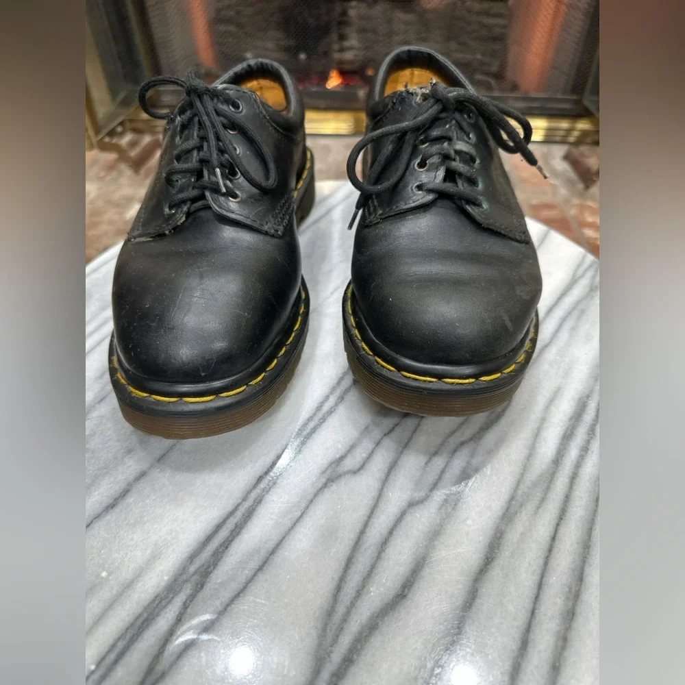Dr. Martens 8053 Made in England Leather Oxford Shoes Men’s 9 / Women’s 10 Black